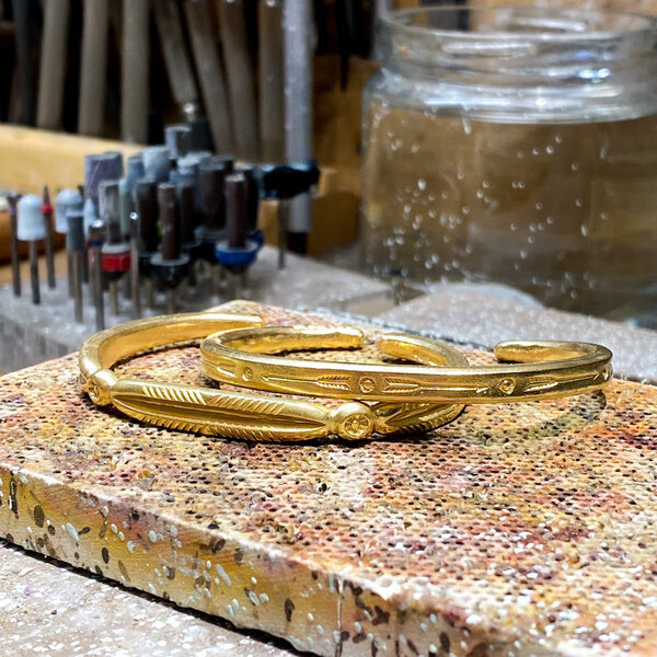 ⑭Target Arrow ＆Triple Feather K18 Bangles（制作中）.jpeg