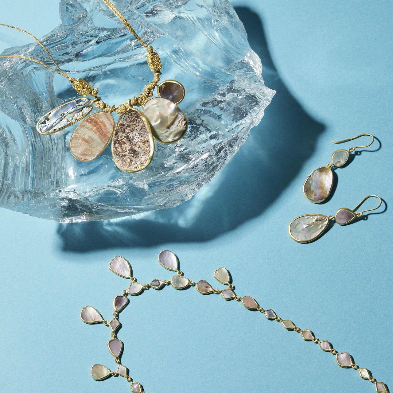 PEARLS, PEARLS, PEARLS. | BARNEYS NEW YORK OFFICIAL SITE