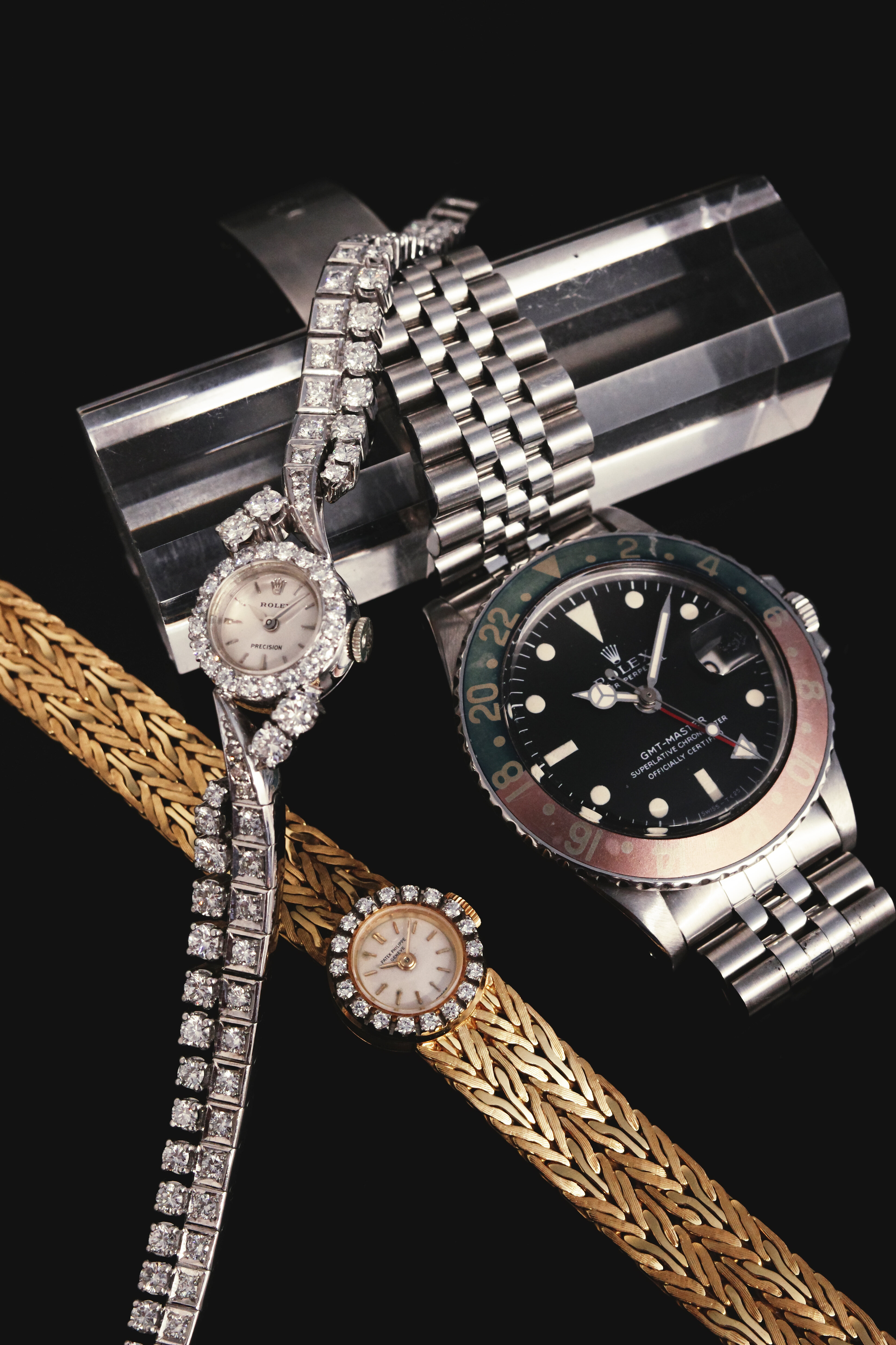 ジュリウス シェルマン /パームスプリングス FALL 2026 ANTIQUE WATCH COLLECTION: SHELLMAN | BARNEYS NEW YORK