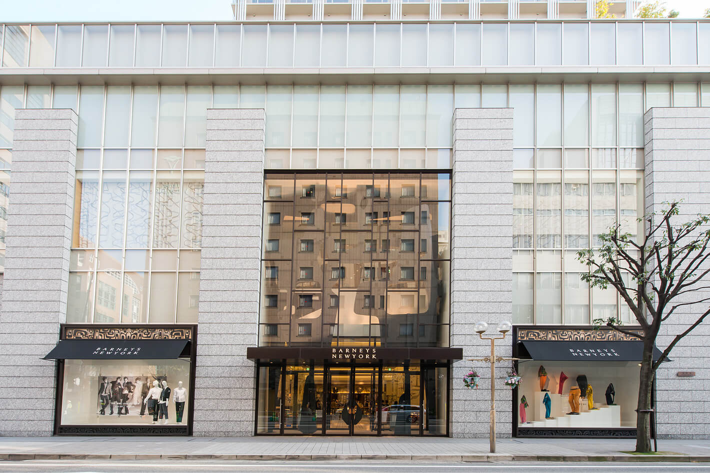 POP UP STORE: SKYSTONE TRADING in GINZA! | BARNEYS NEW YORK