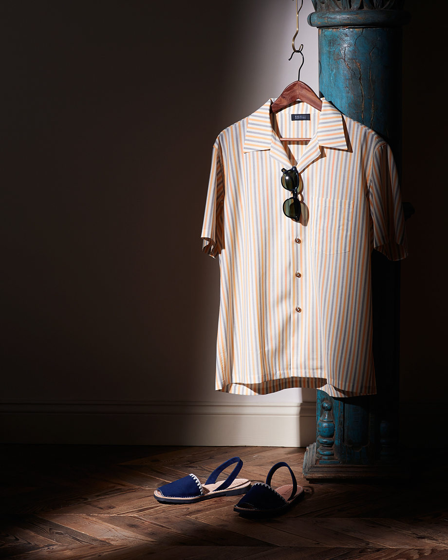 BARNEYS NEW YORK
